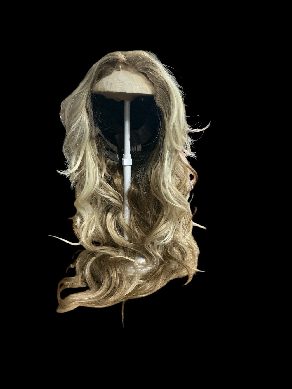 CSC Sharpay. Blonde Long Wavy Women's Wig - Natural Light Blonde